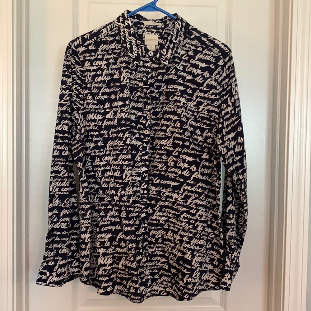 Navy blouse with French wording
